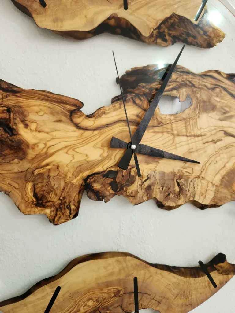 The experience, skill, workmanship, precision and patience needed for the production of these clock's are extraordinary. Sanded both sides to 6000 grit and fine polished for a glossy finish. Super transparent handmade clock. There still can be very little air bubbles in the resin even though I vacuum the resin. It will not be visible from a few feet.